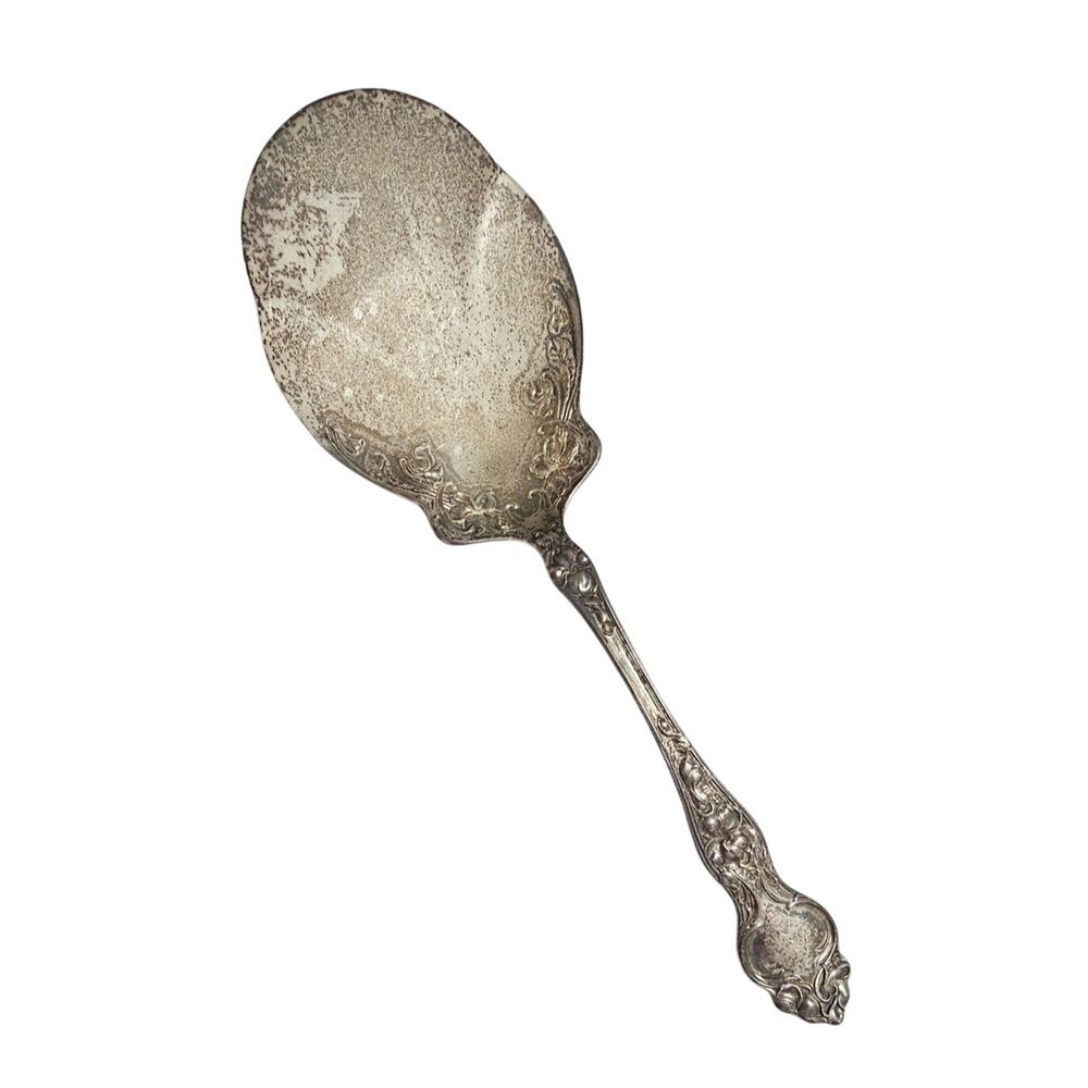 Antique 1904 Wallace Sterling Silver Violet Pattern Solid Waffle Server 8-1/8"